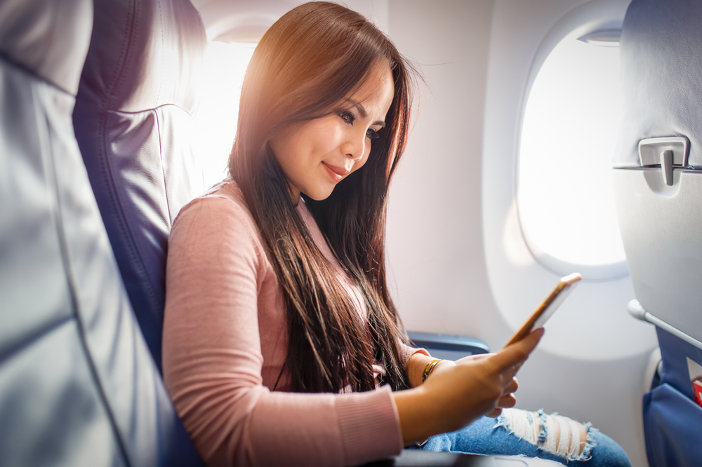 file-24 Business woman travelling